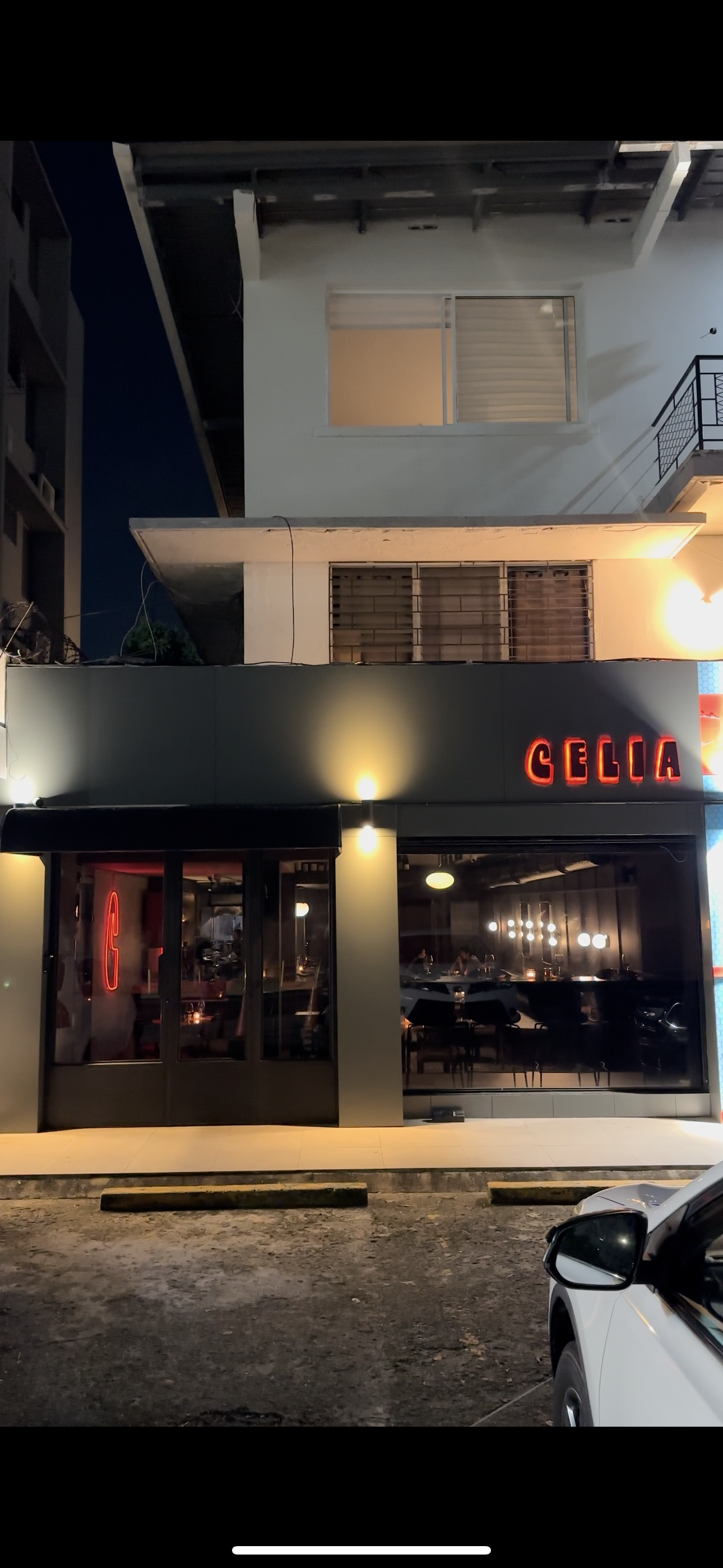 Celia Bar de Vinos y Restaurante