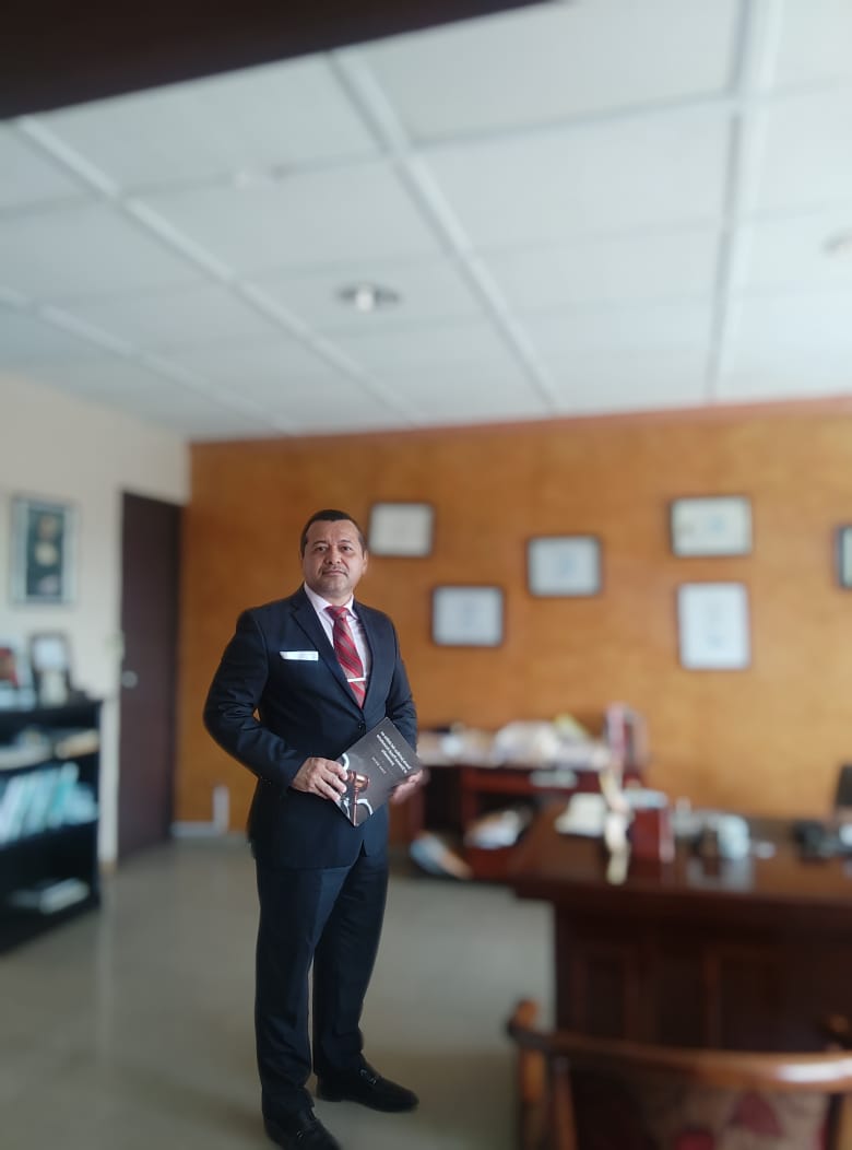 Bufete Delgado, Caballero