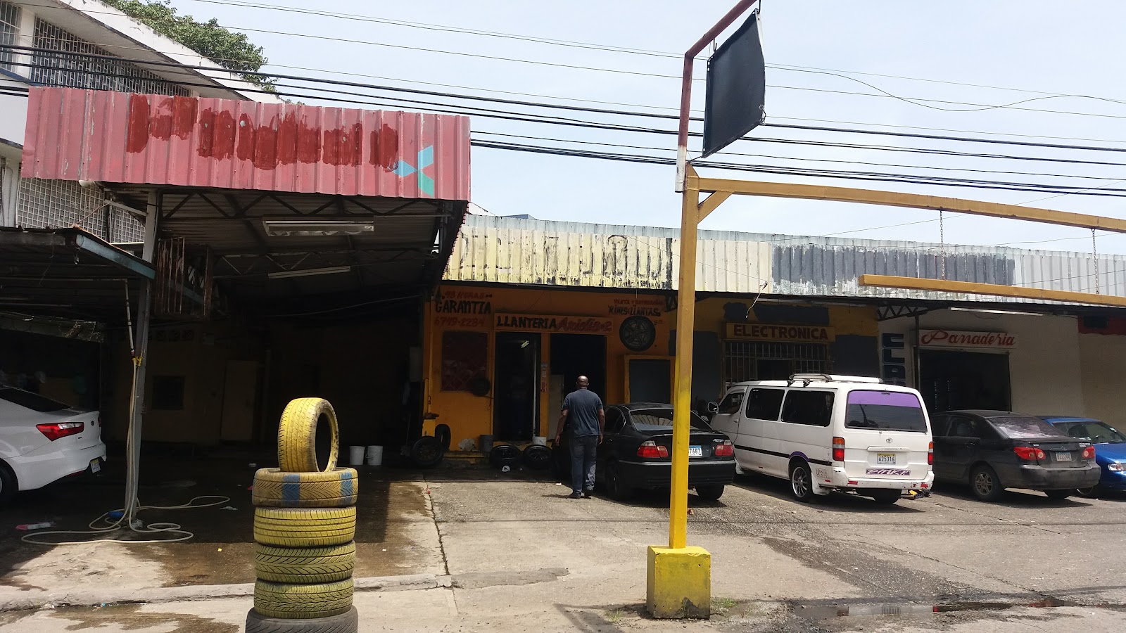 Llantería Arielis #2