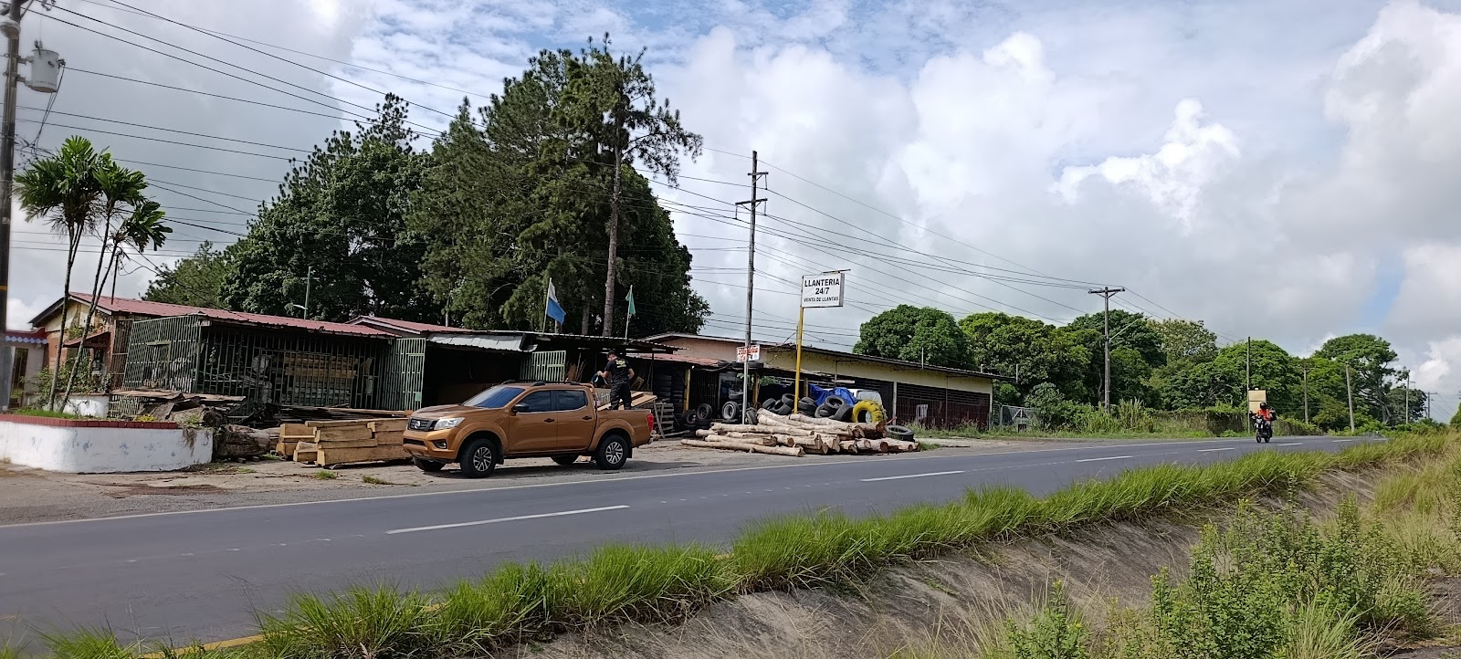 Llanteria Santa Fe 24/7