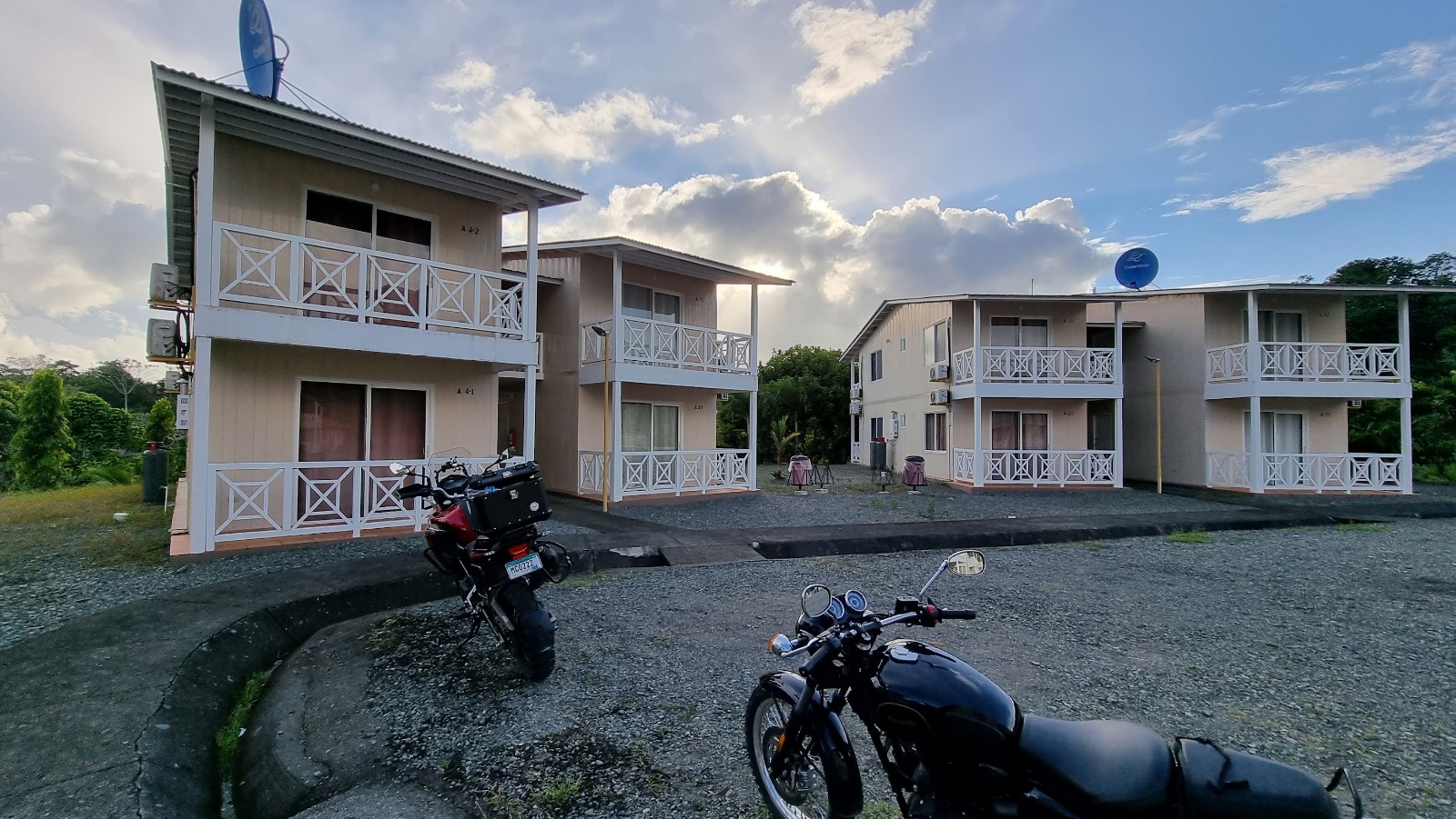 Bocas Ridge Hotel & Residences