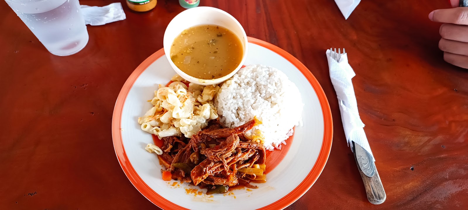 Fonda Sabores de Mi Tierra