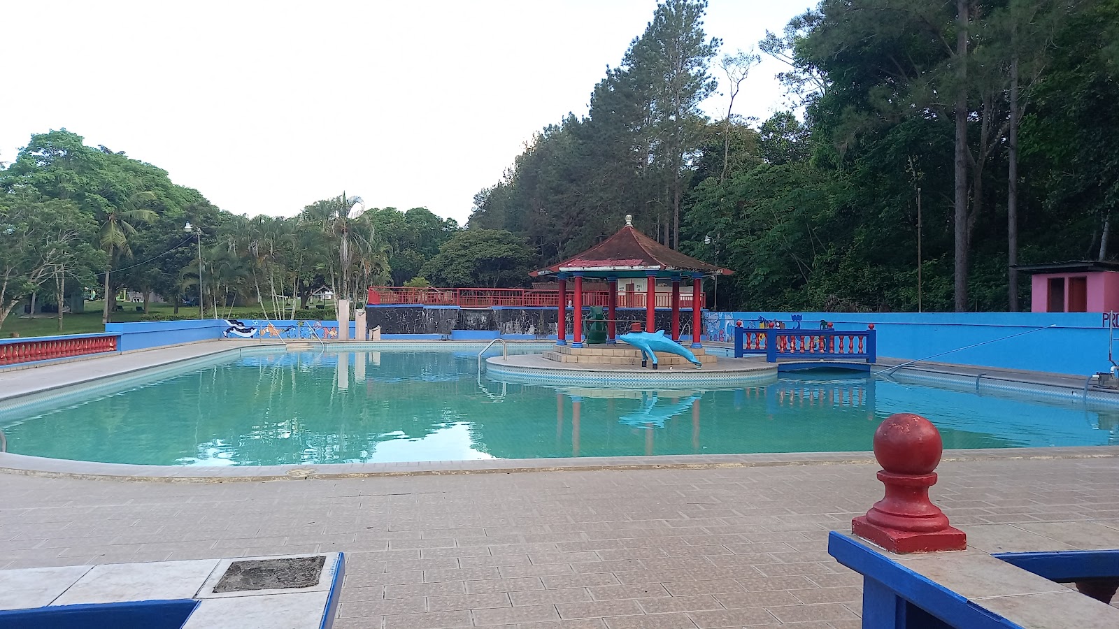 La Pagoda Family Center