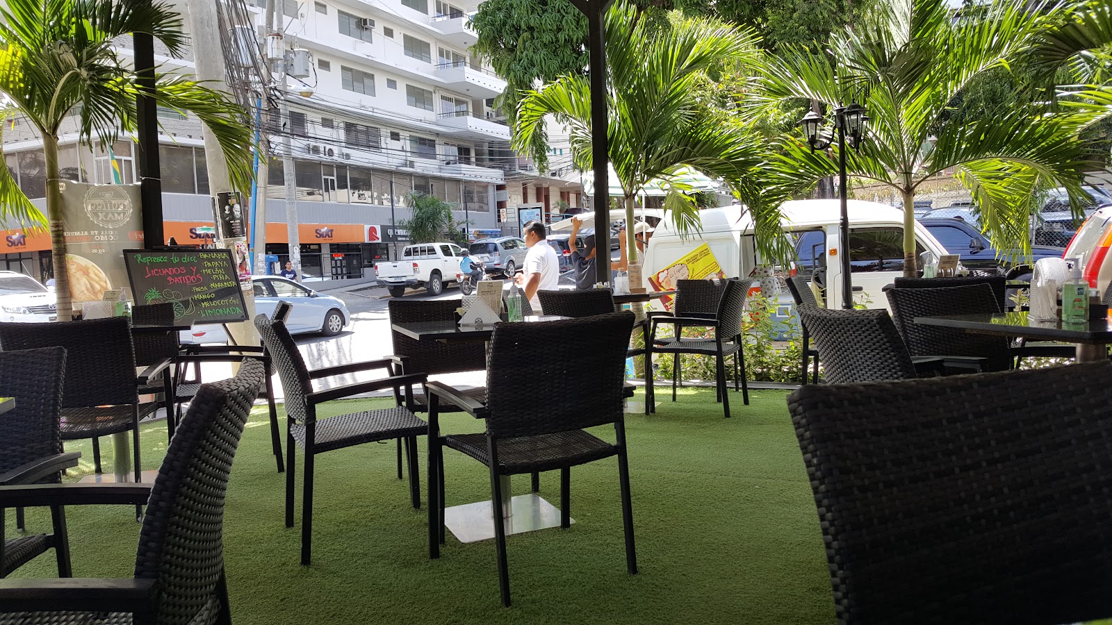 Coffee Max Obarrio