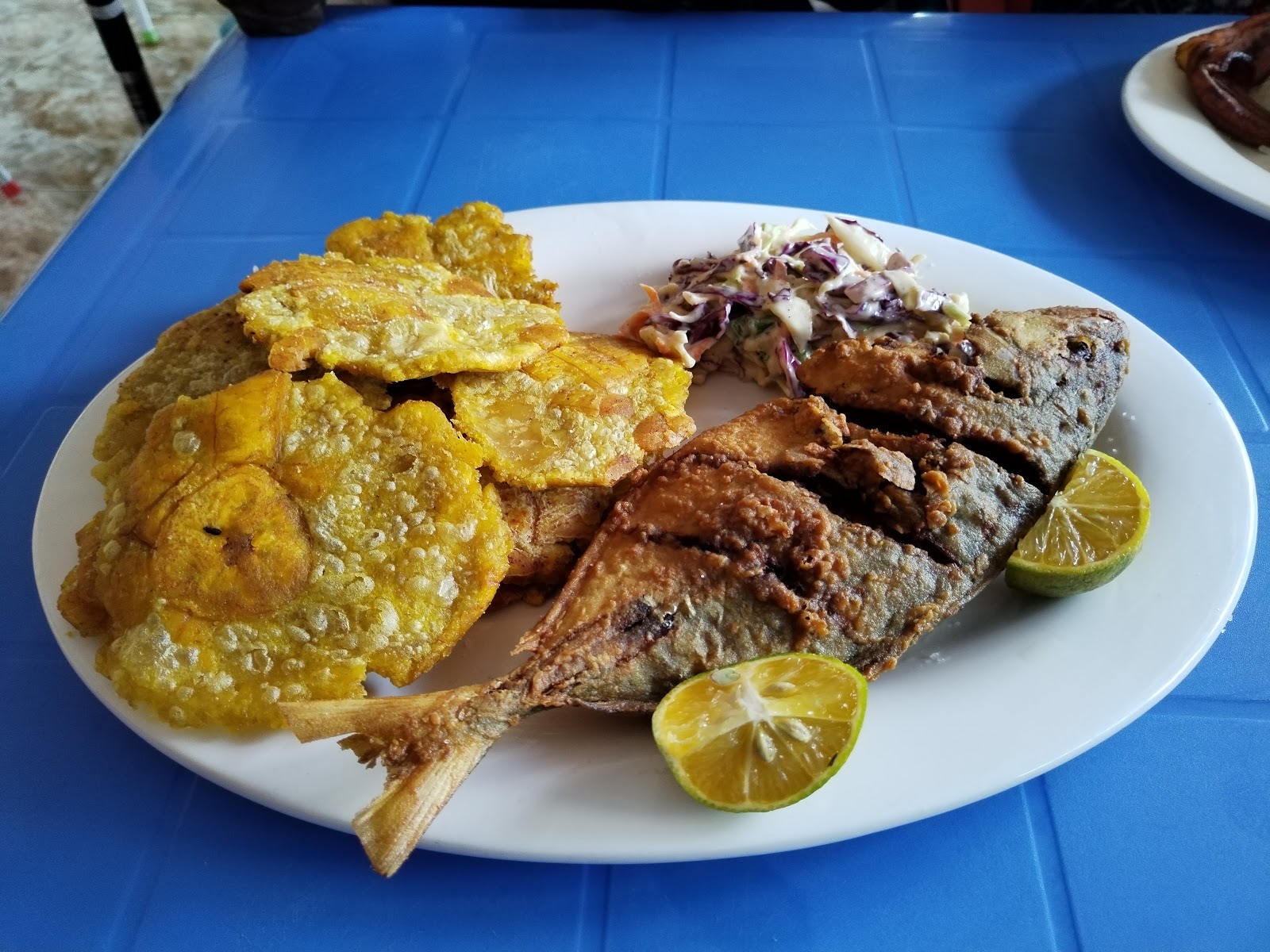 Restaurante África Dios es fiel Colón
