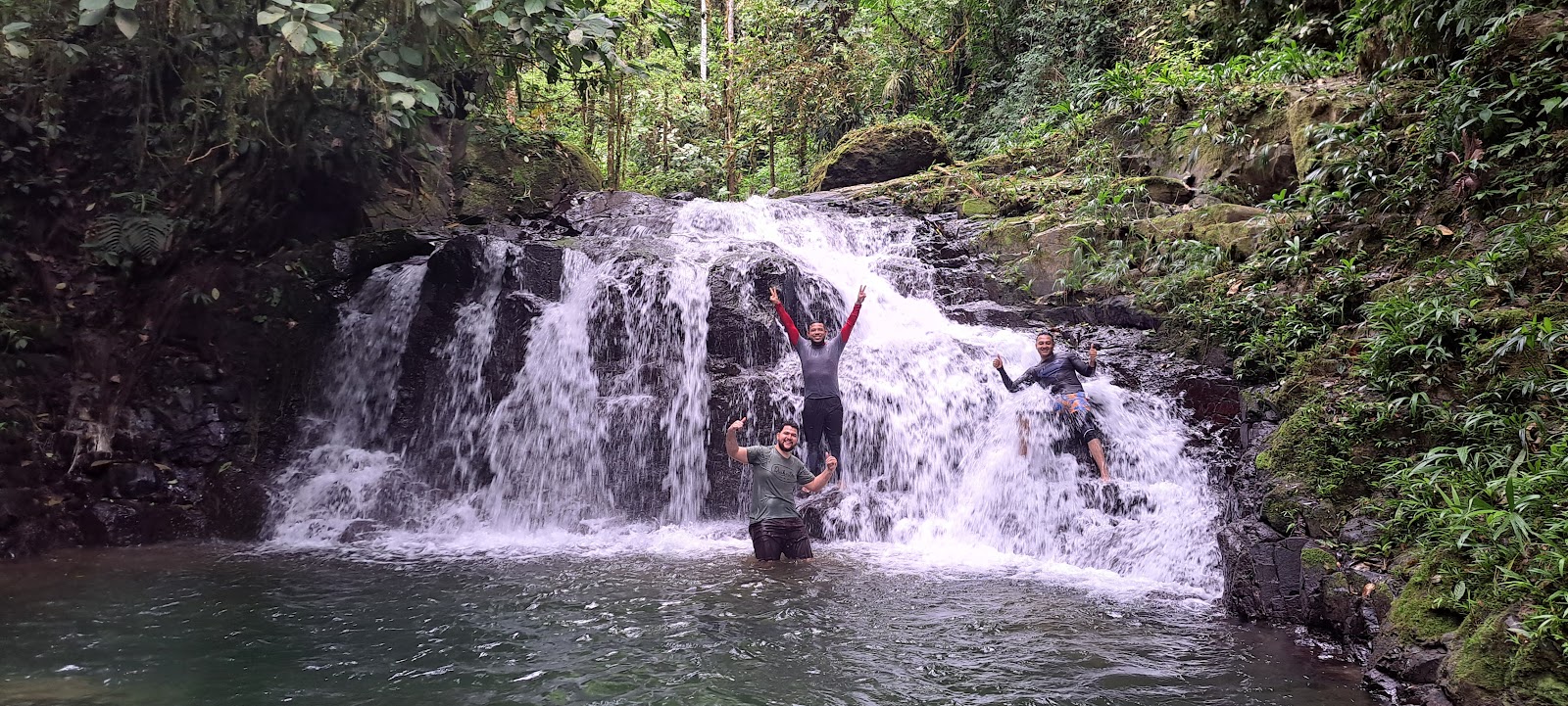 Piscina y Cascada del Conejo Pintado