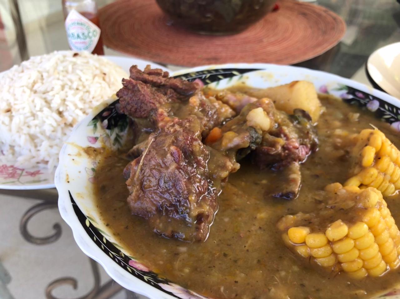 DUENDE CARNIVORO