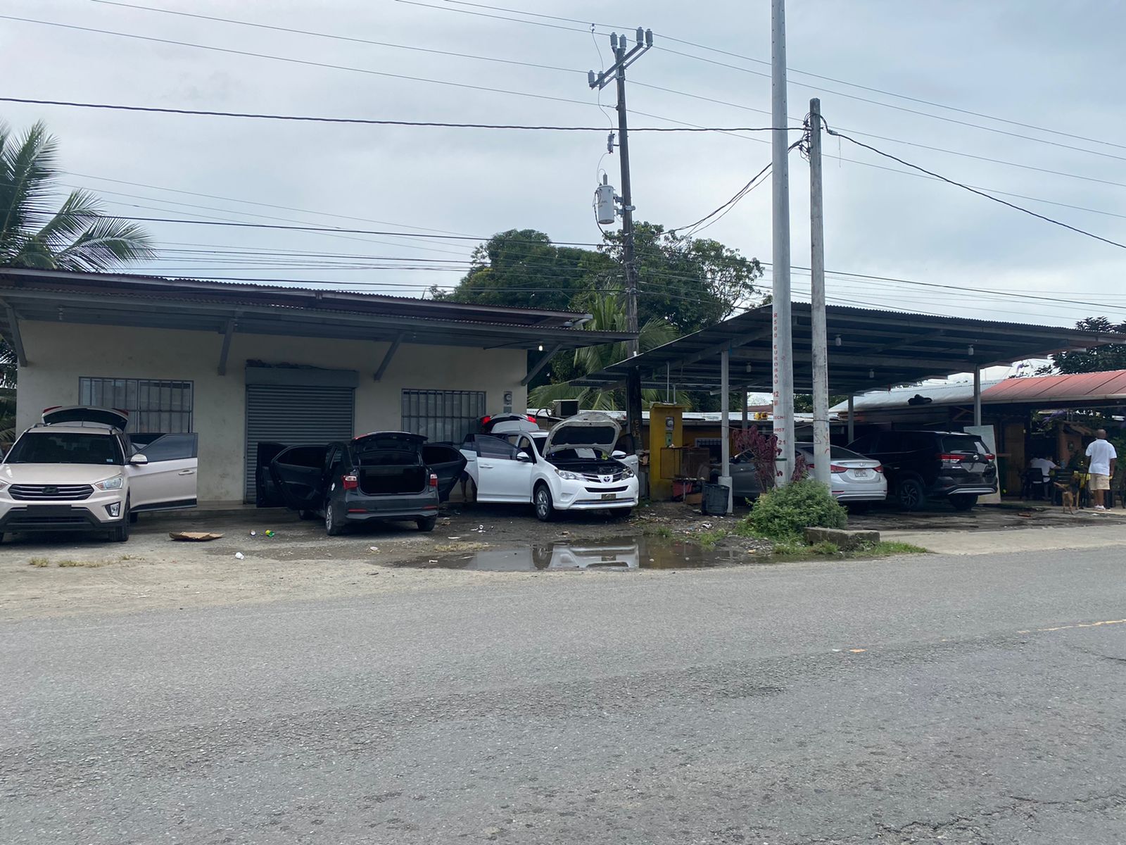 DOÑA ATILIA CAR WASH & FOOD
