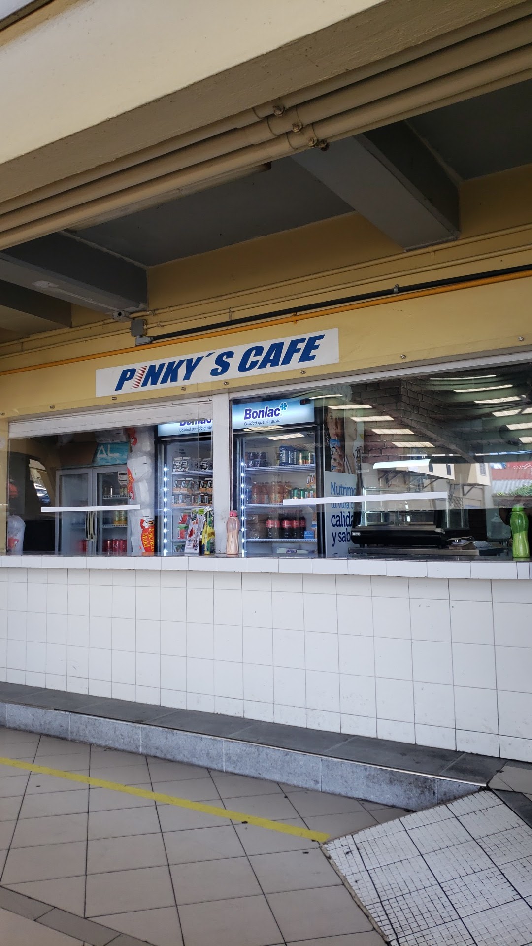 Pinky's Café