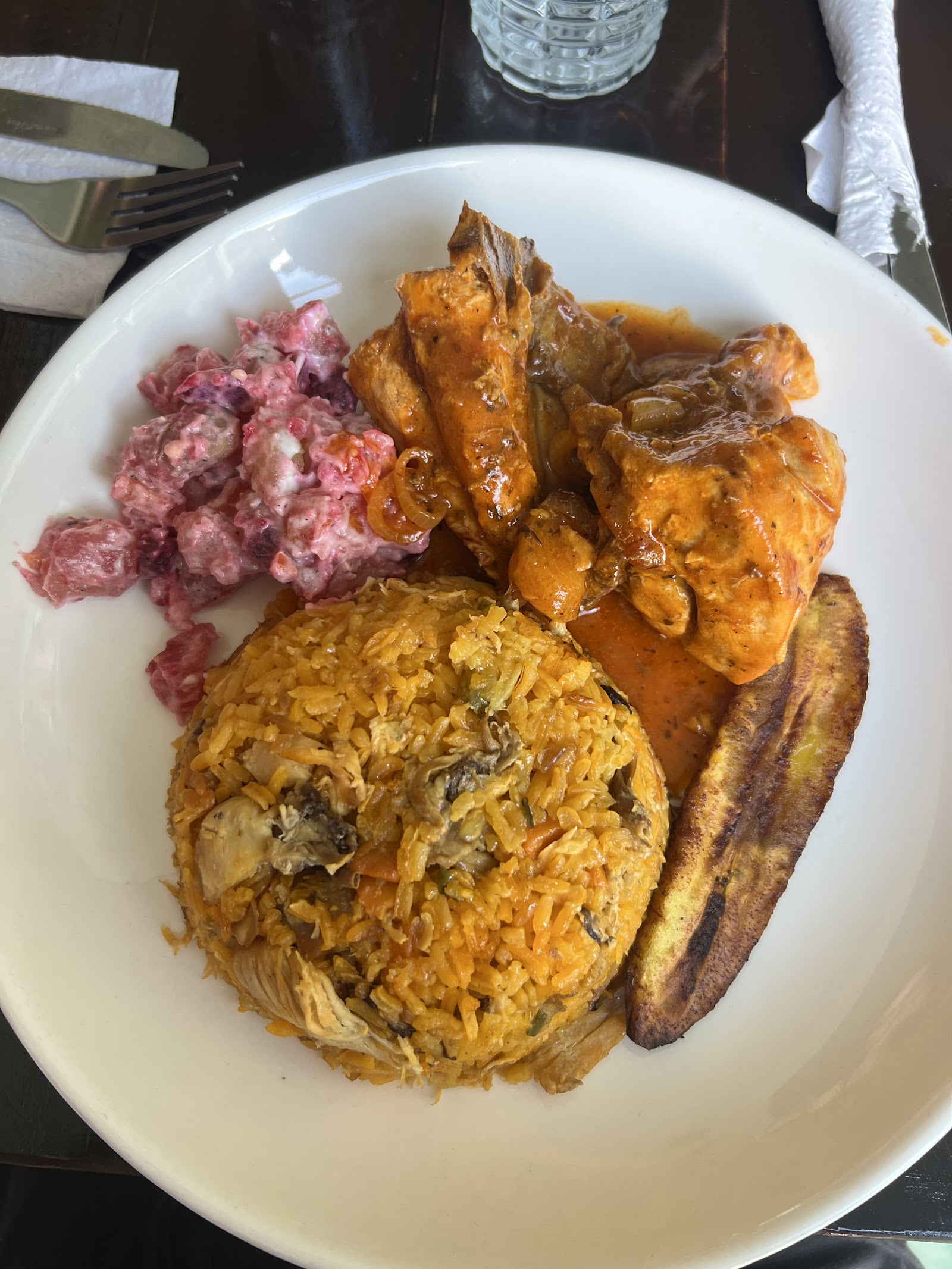 Restaurante RAÍCES