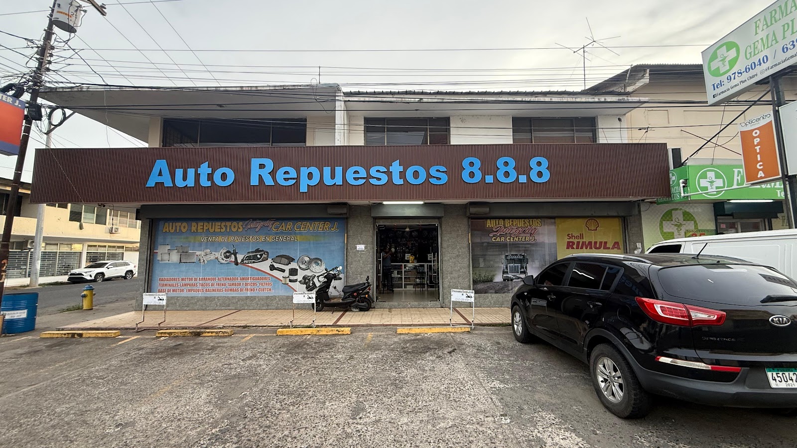 Auto Repuesto 8.8.8