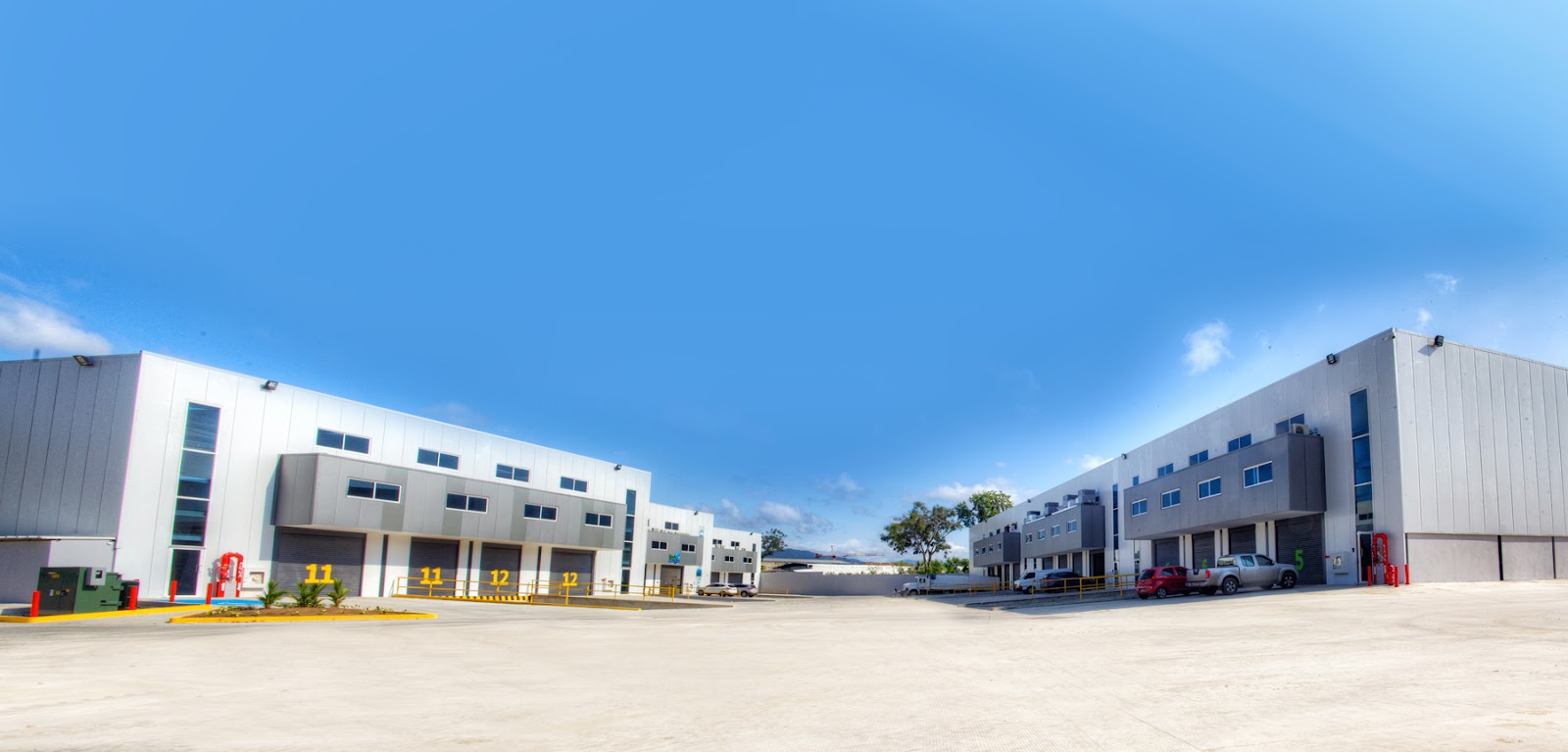 Centro Logistico Dos Caminos