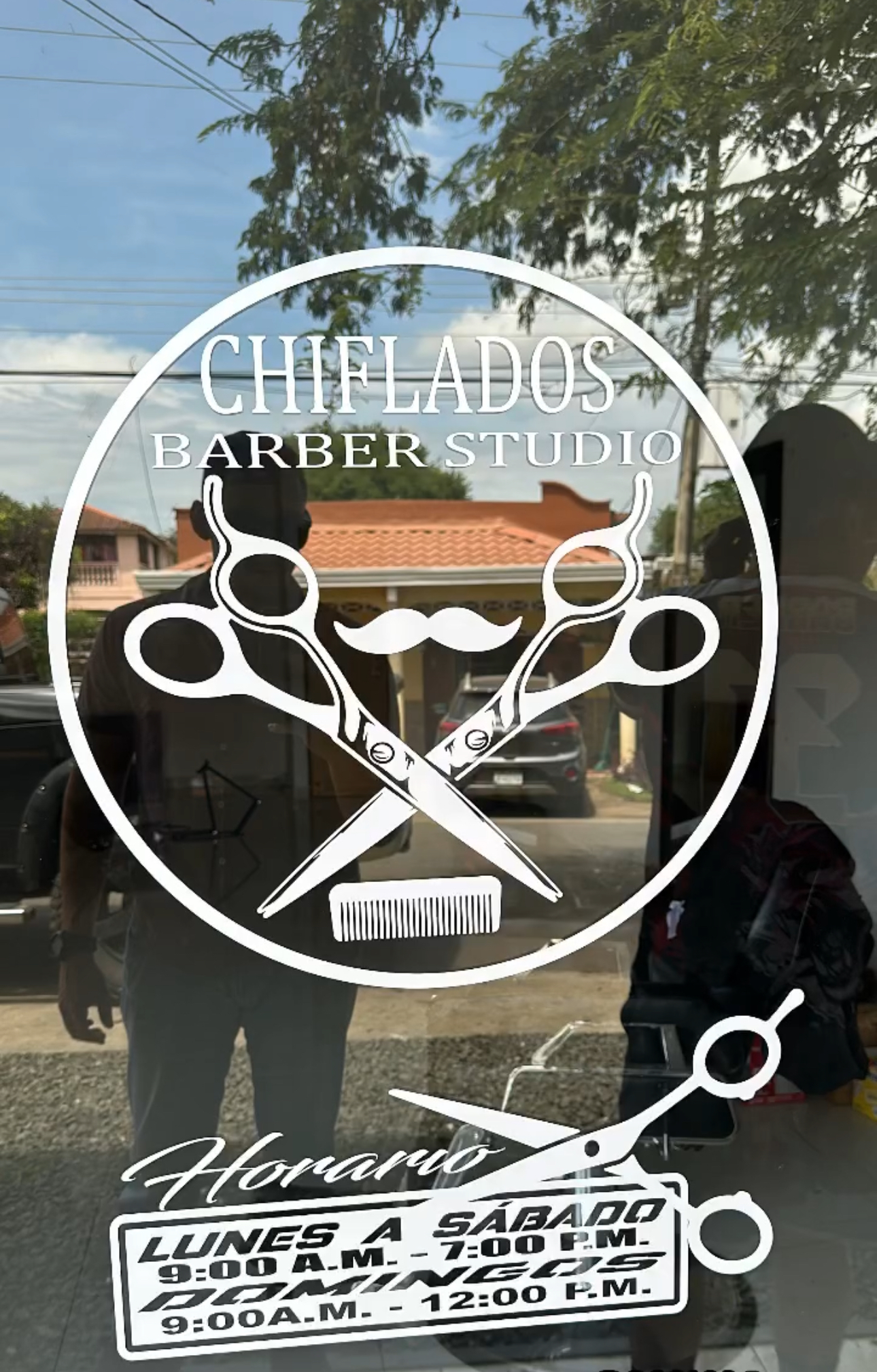 Chiflados Barber Studio