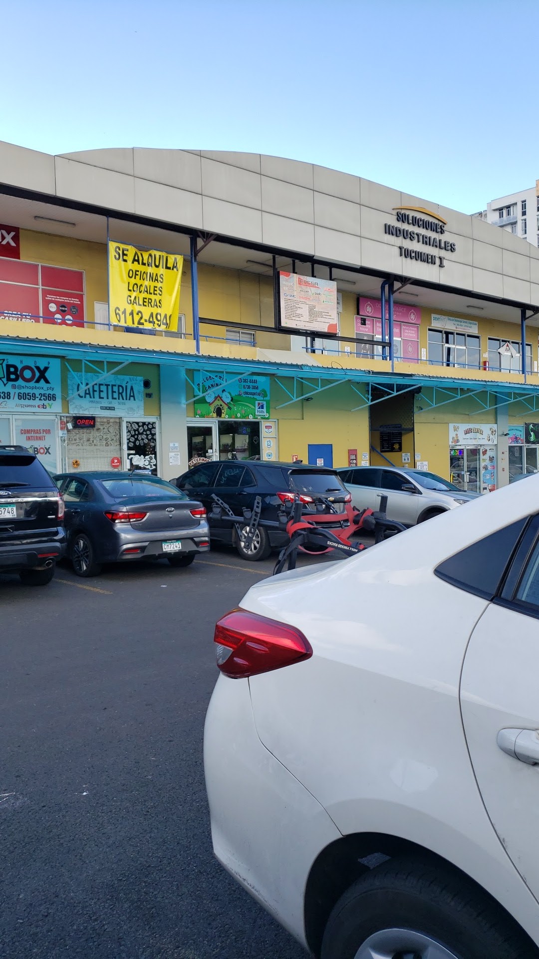 Veterinaria, Peluquería y Pet shop Chicos Pets Pty