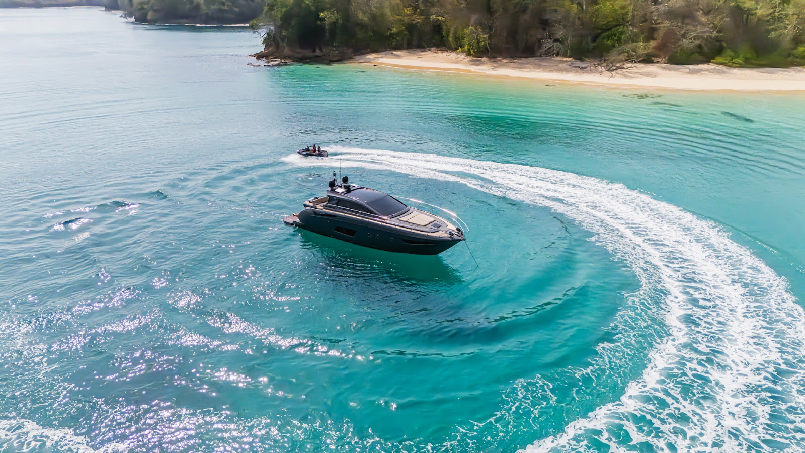 The Yacht Society | Luxury Yacht Charters Panama