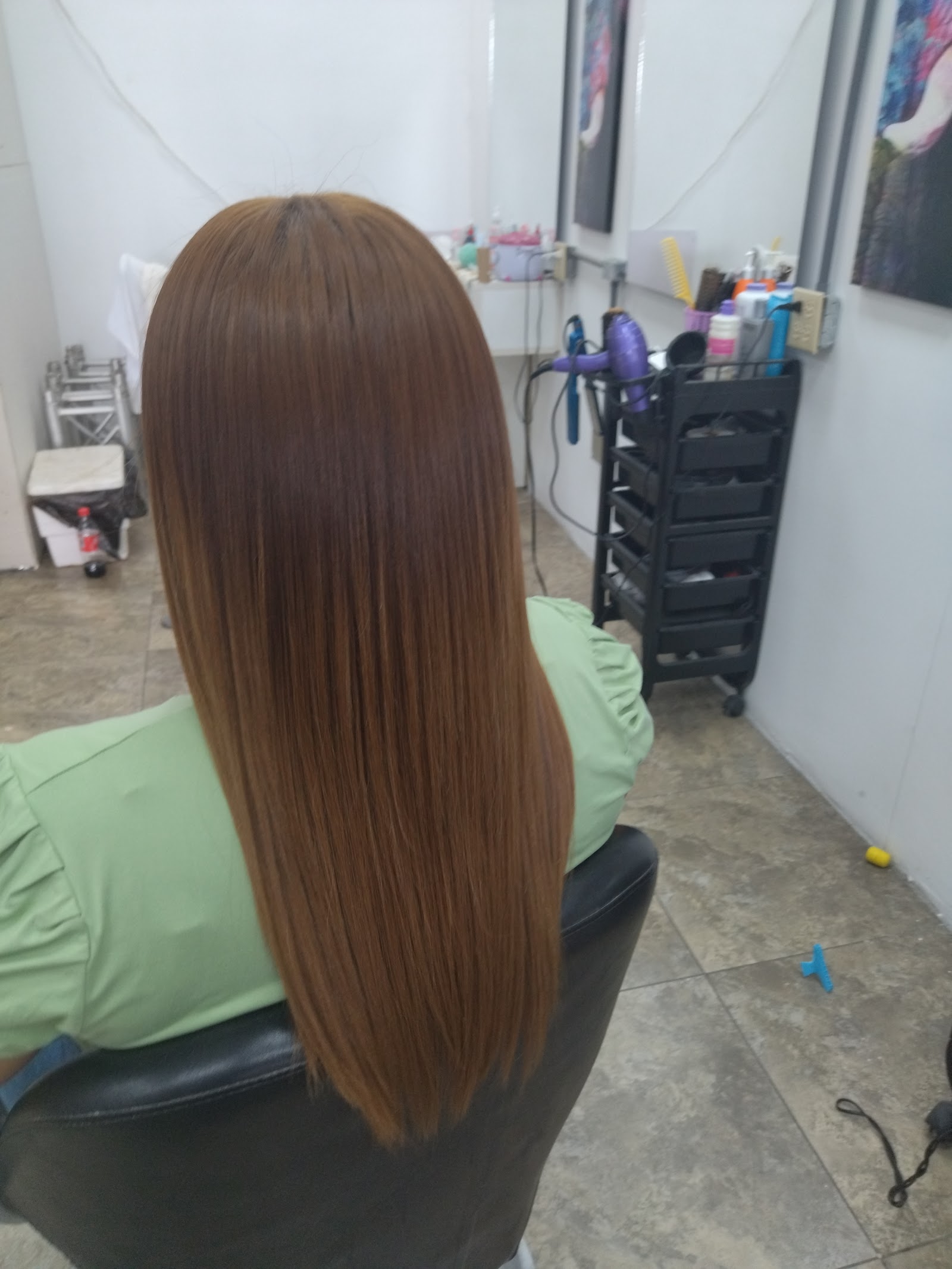ESTRELLAS SALON Y BARBERIA