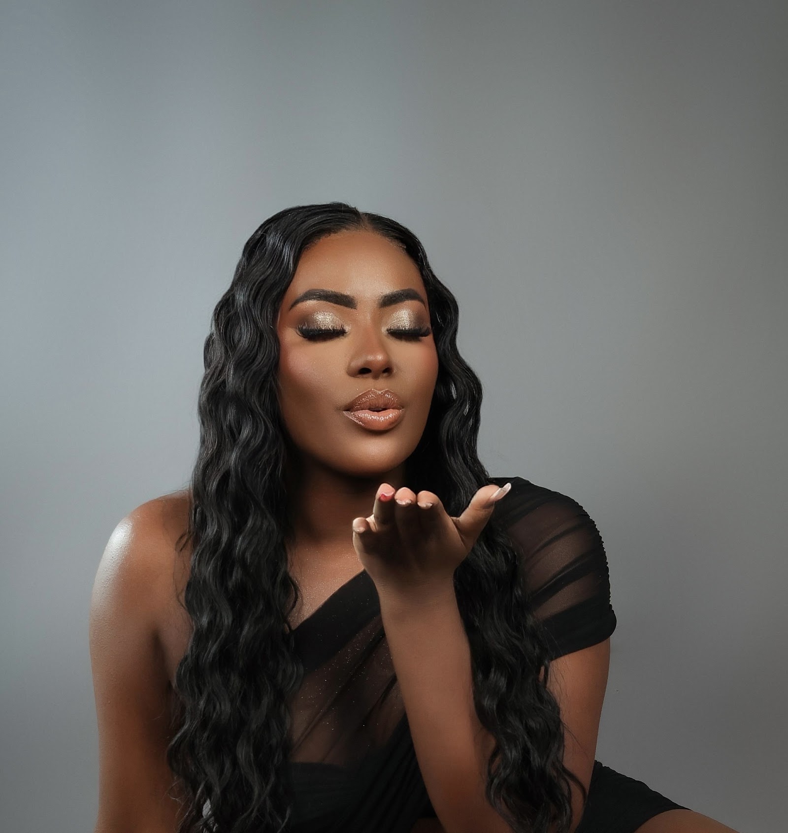Melanie De la hoz Makeup Studio