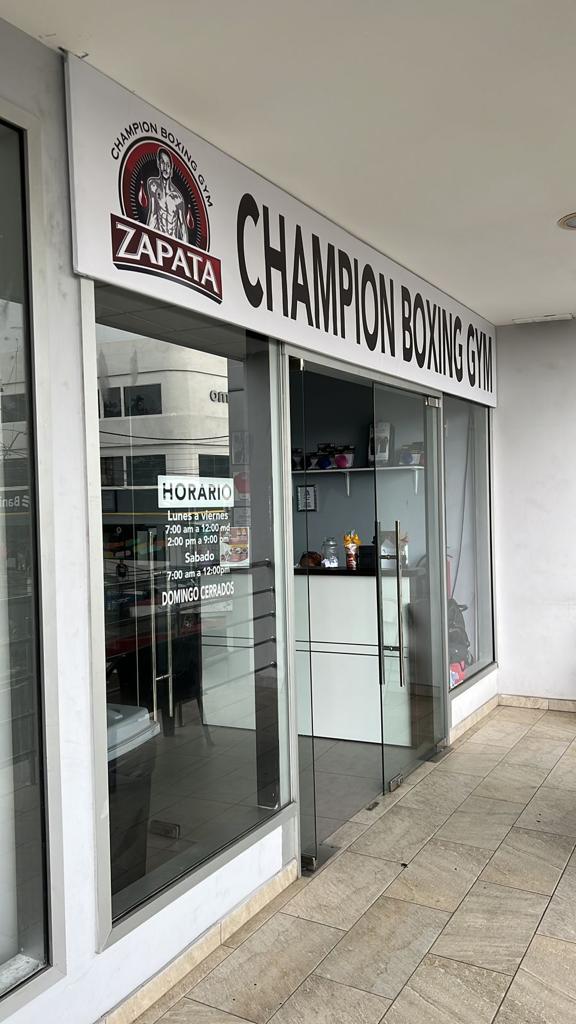 Champion Boxing Gym Zapata