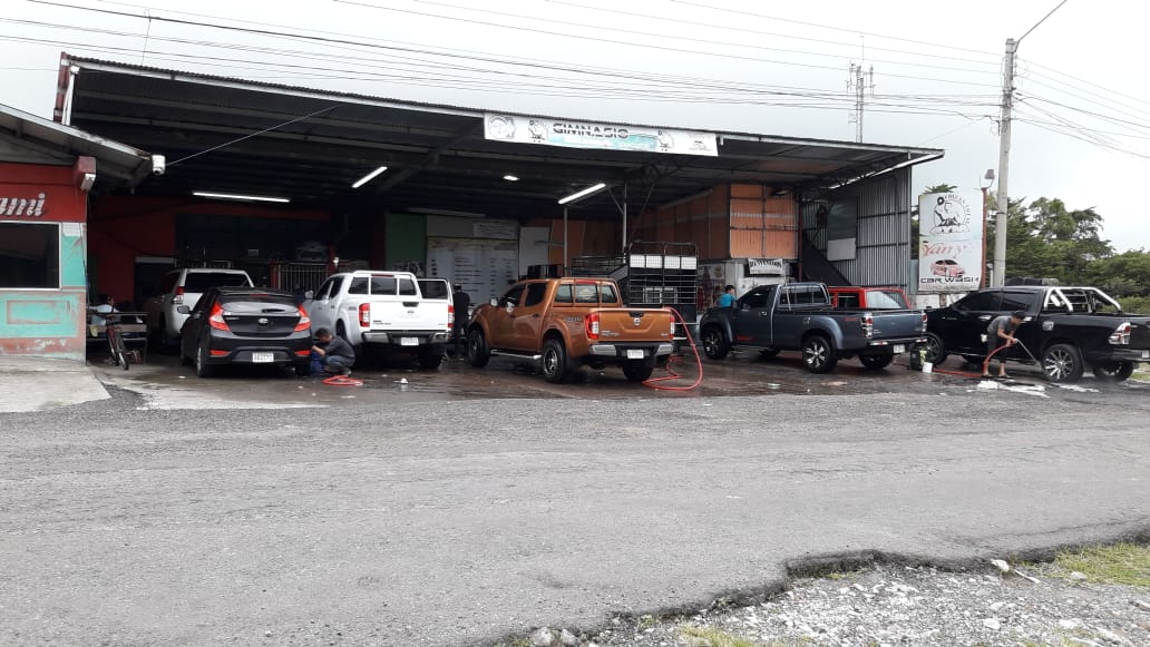 Yany's Car Wash