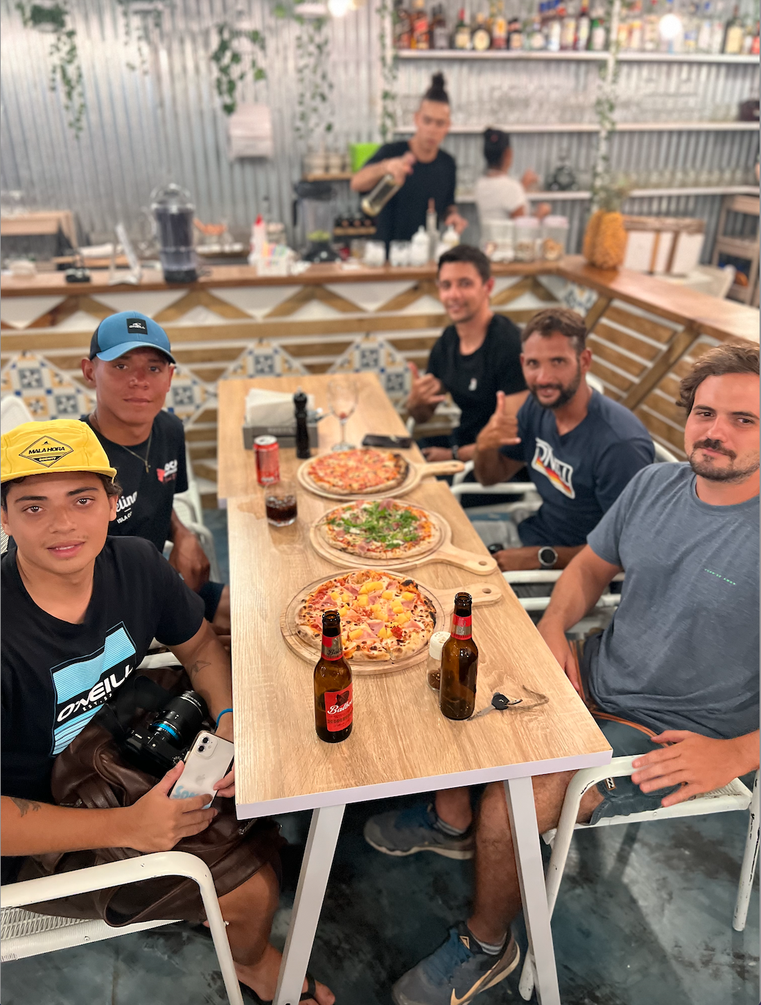 Rosa Blanca Pizza y Jardín