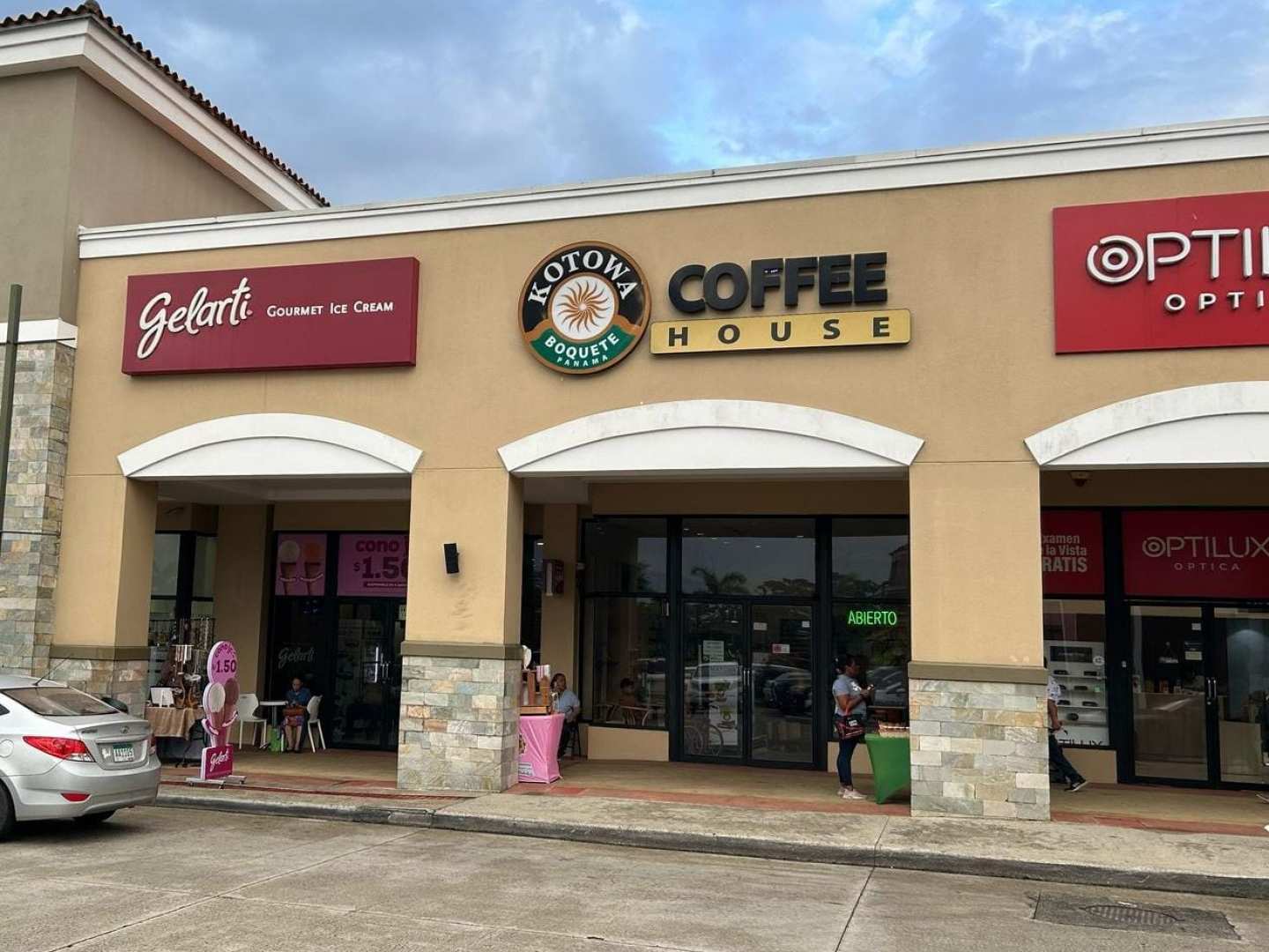 Kotowa Coffee House | Costa Verde