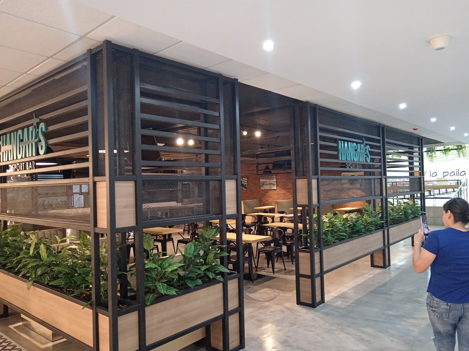 Hangar's Sport Bar