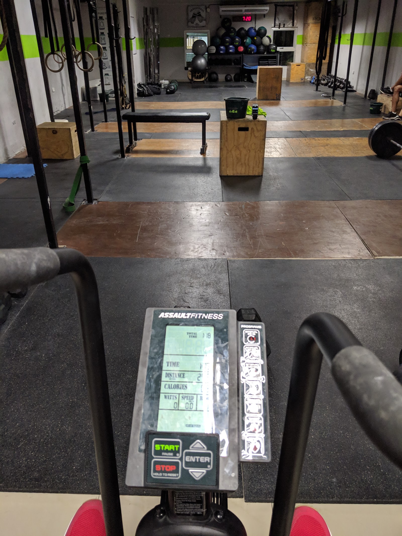 Fitness District 444