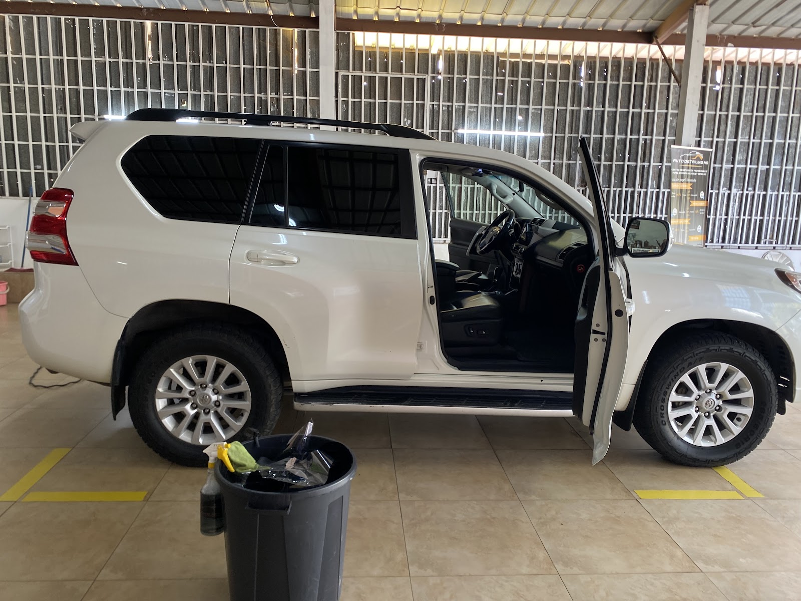 TALLER CHAPISTERIA Y MECANICA GARAGE TENAZ