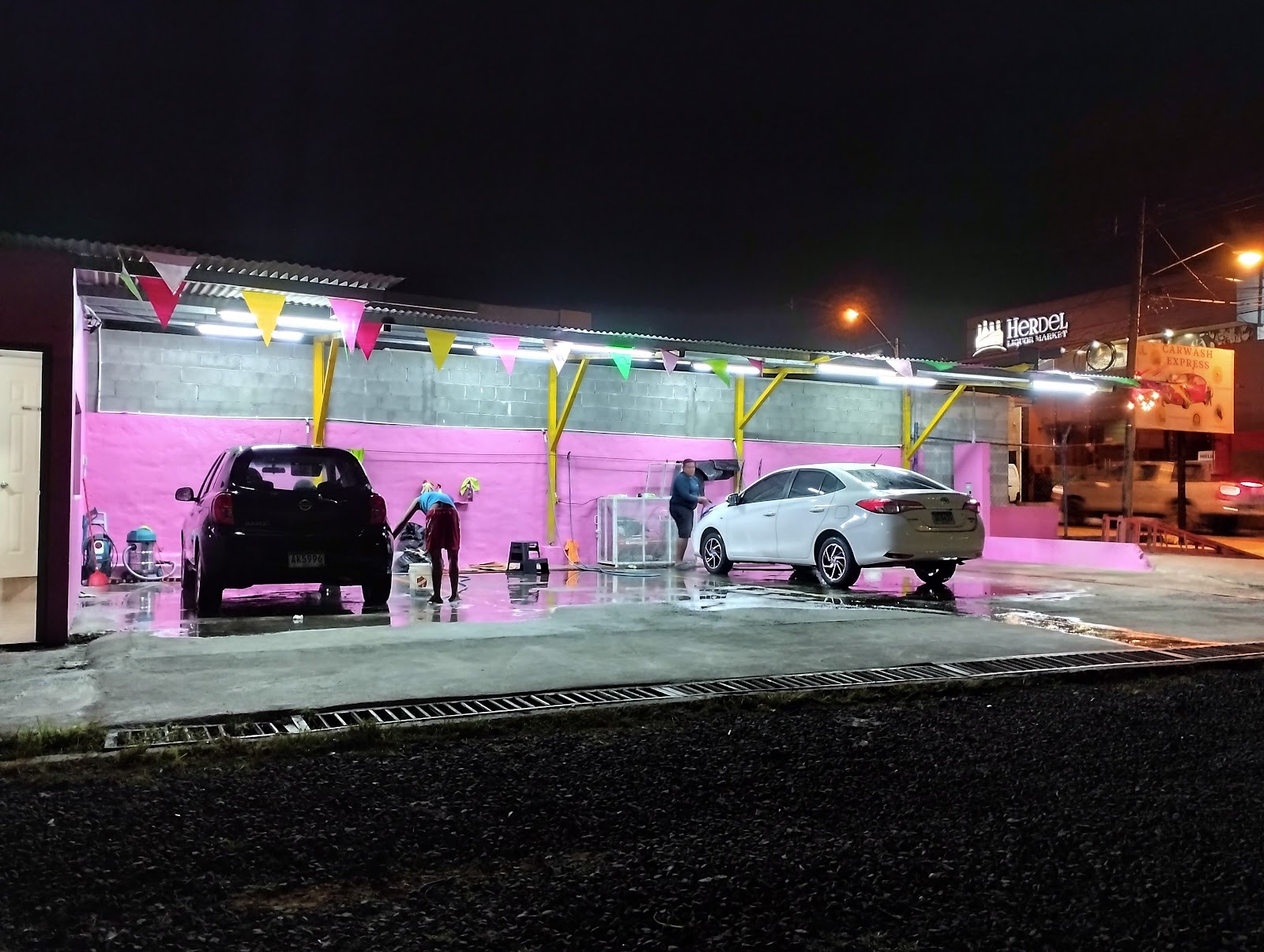 Emma Car Wash