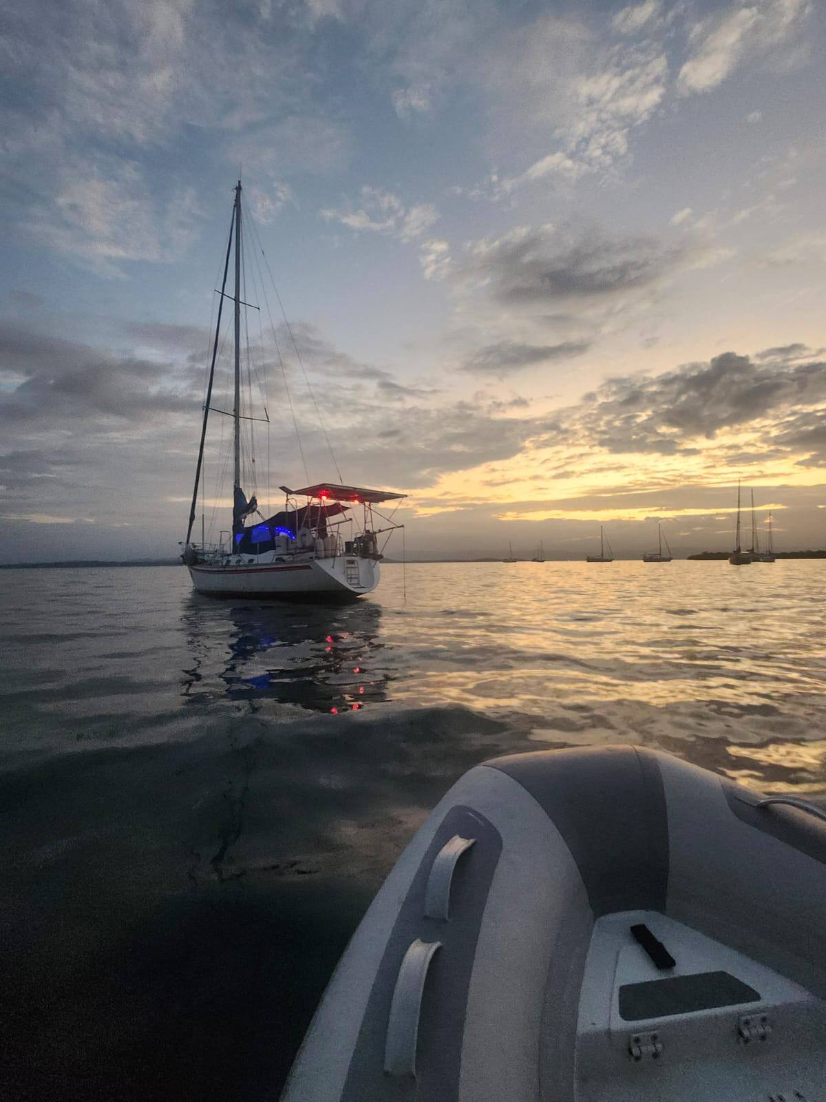 Infinity Luxury Charters Bocas Del Toro