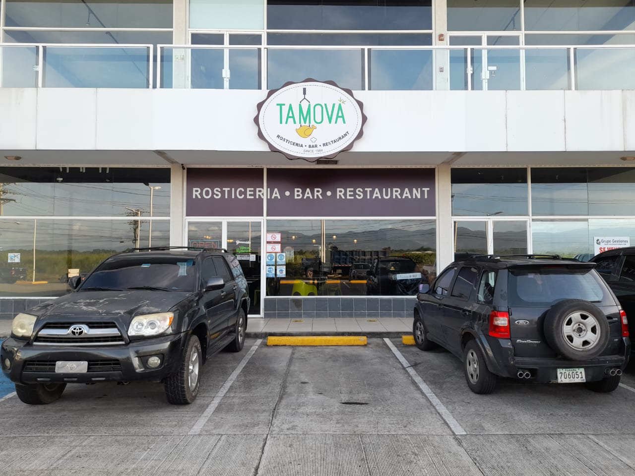 Tamova Restaurant