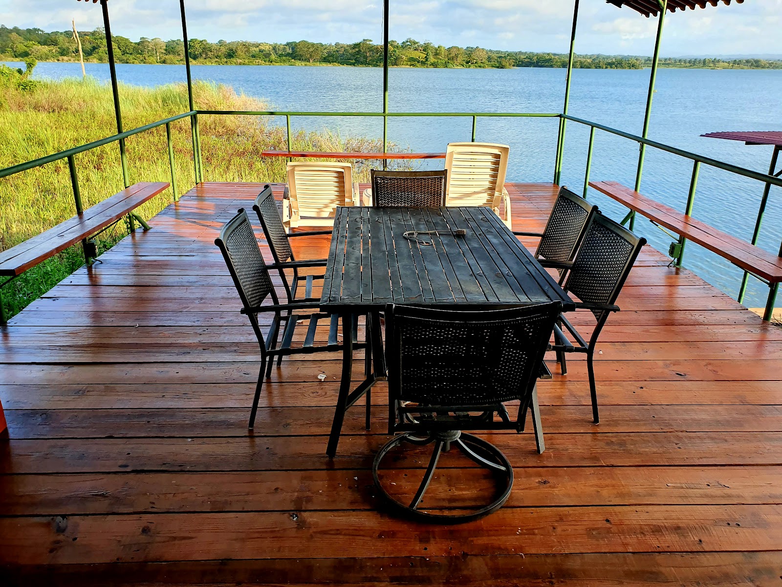 PanaLake at Lakeside Arenosa