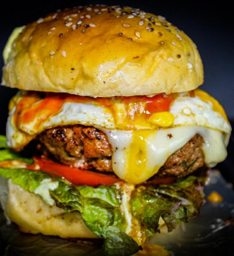 Bien Pega'o food truck