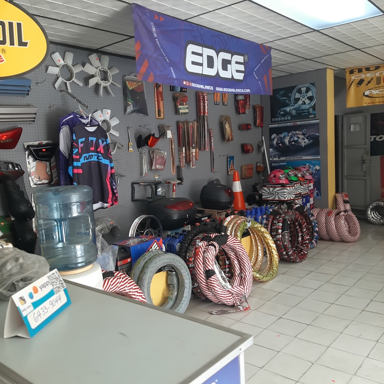 Auto Center Repuestos S.A.