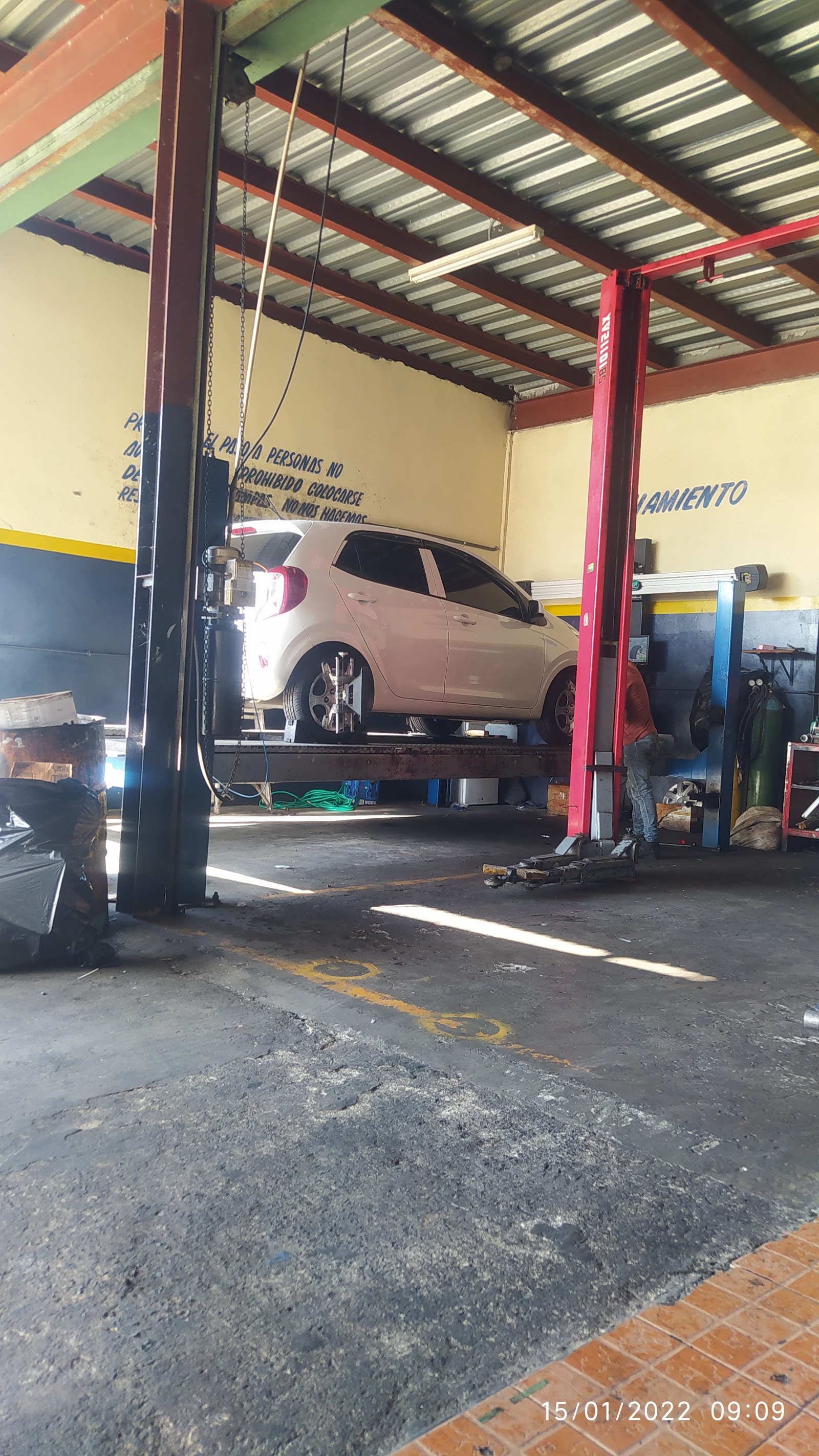 Auto Repuestos Y Servicios Mr. Wei