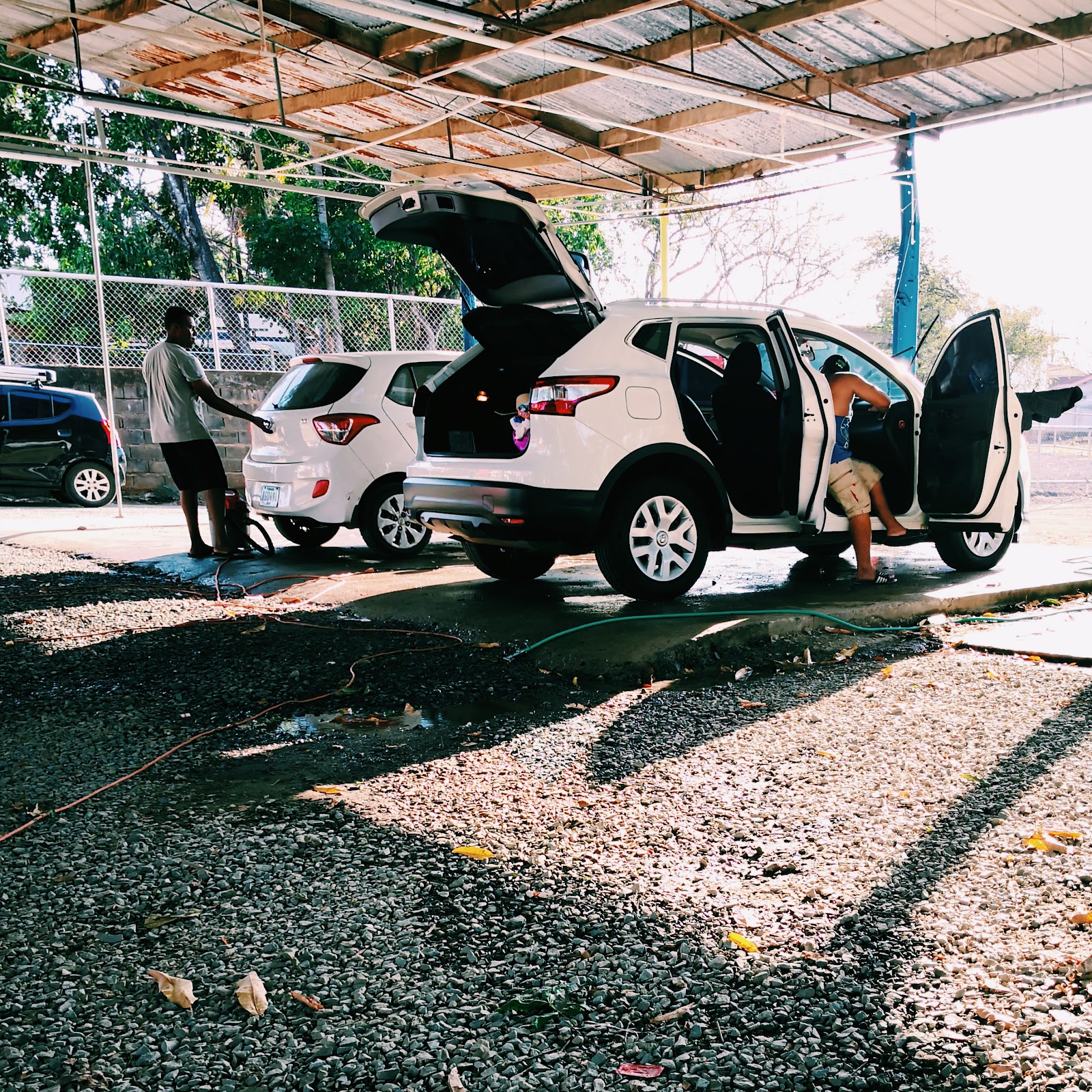 Coibita Lava Autos y Patio Gastro