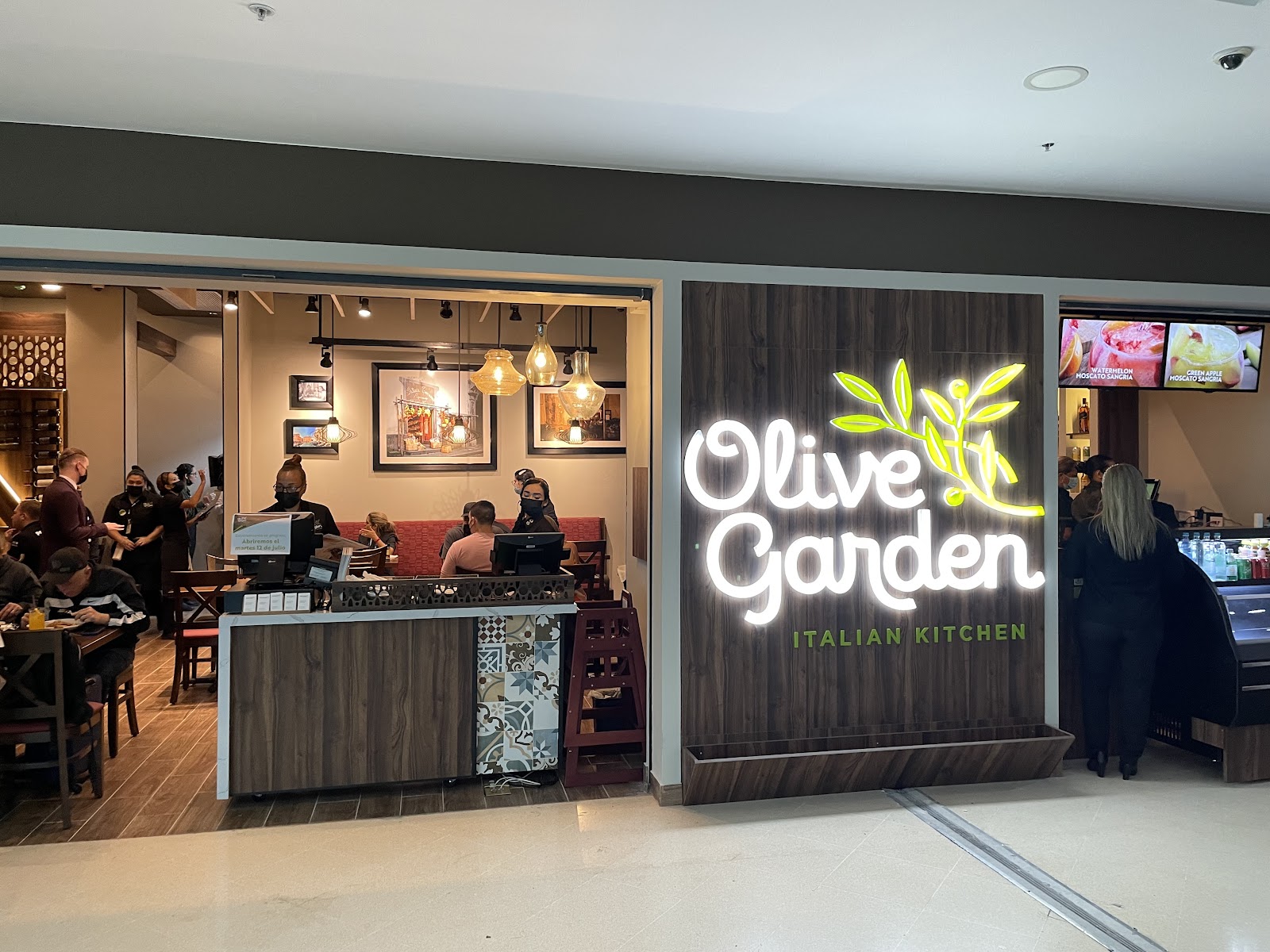 Olive Garden | Terminal 1