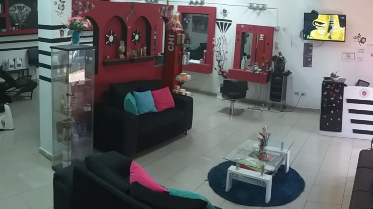 Diamonds Salon by Carlos Vergara