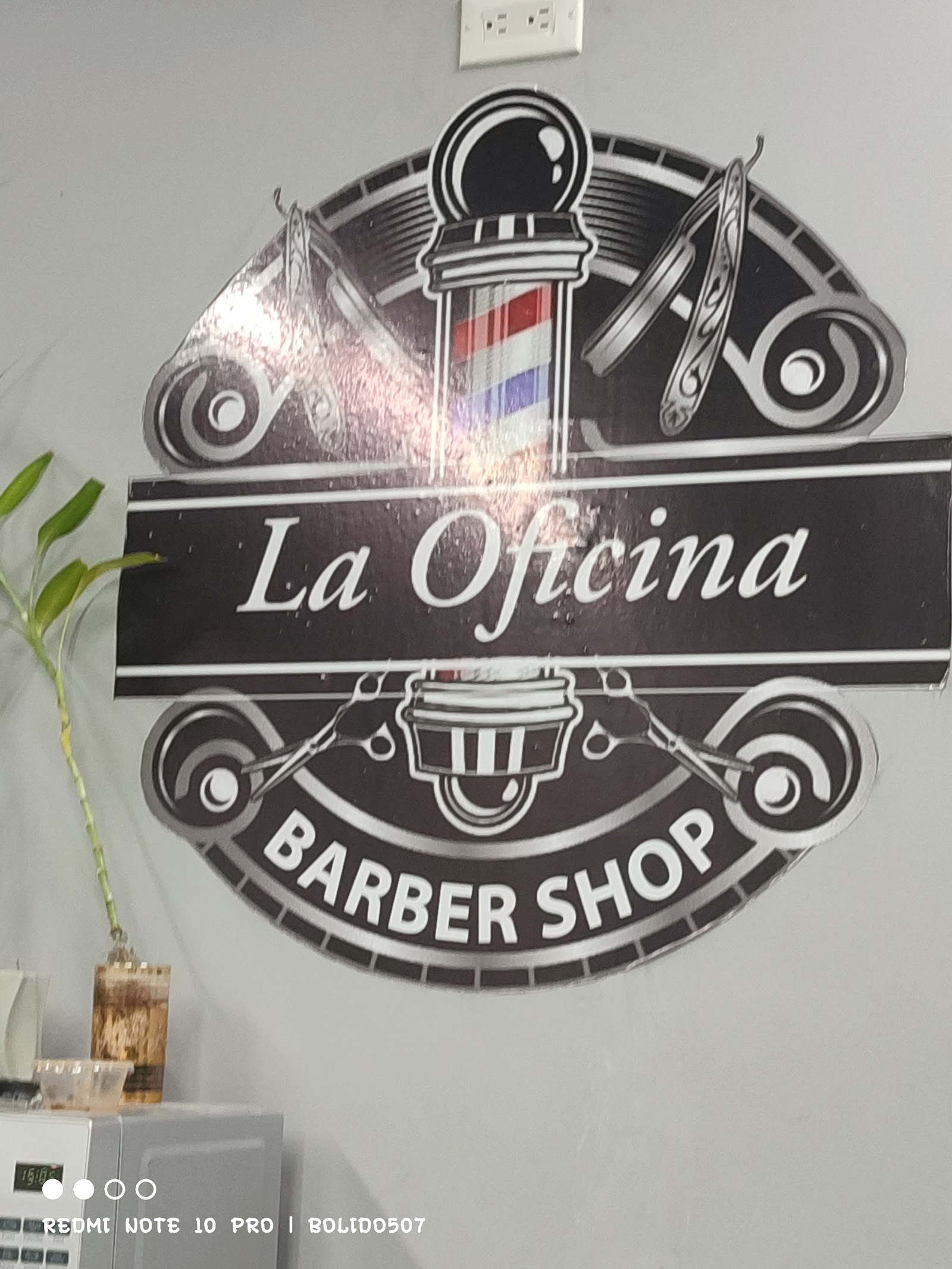 La Oficina Barber Shop